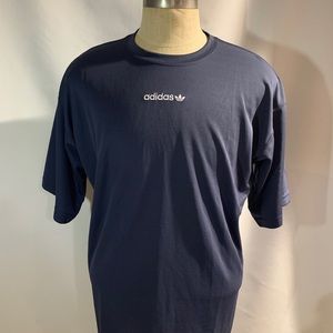 Adidas fashionable T-shirt